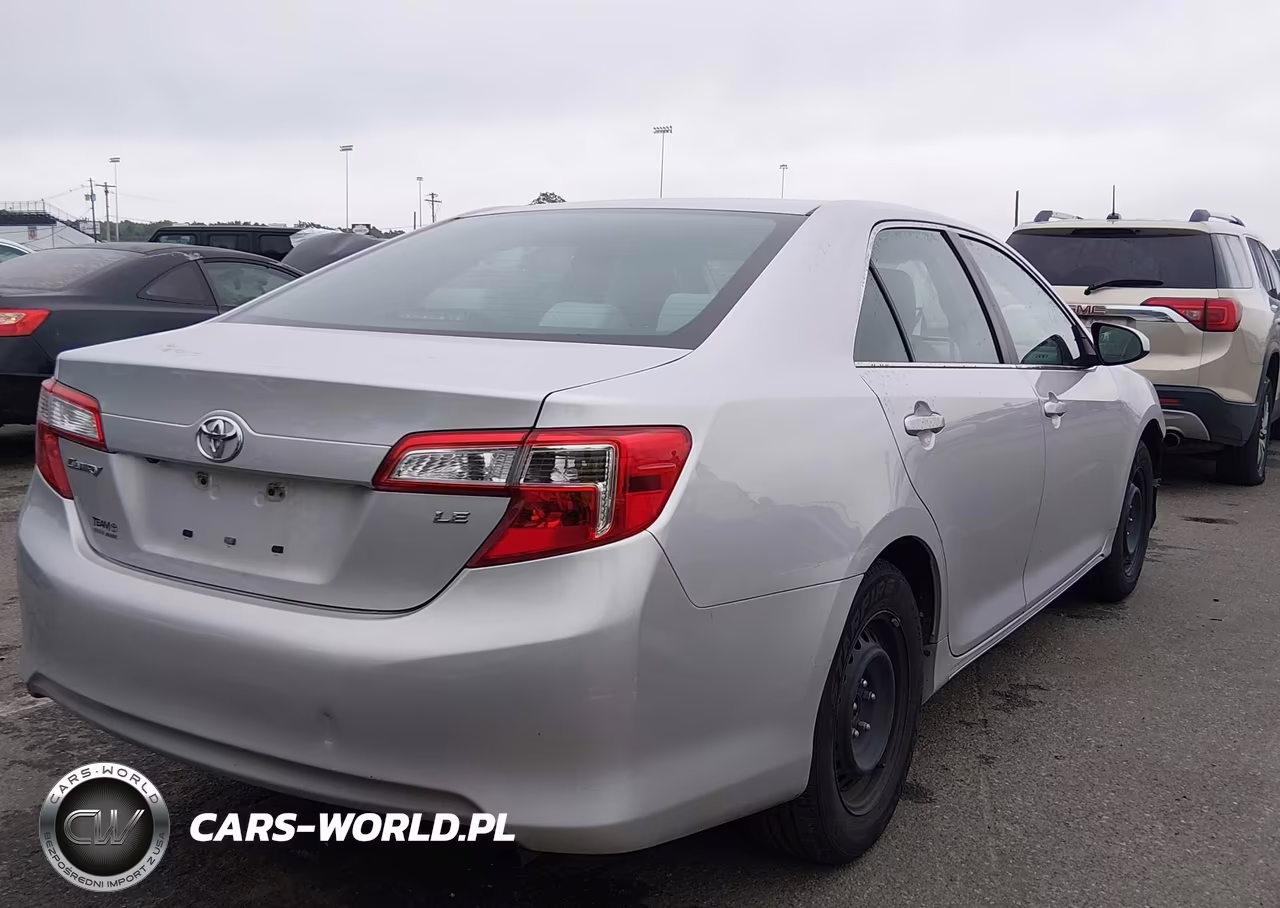 2014 Toyota Camry Le VIN:4T4BF1FK3ER414400 - 4