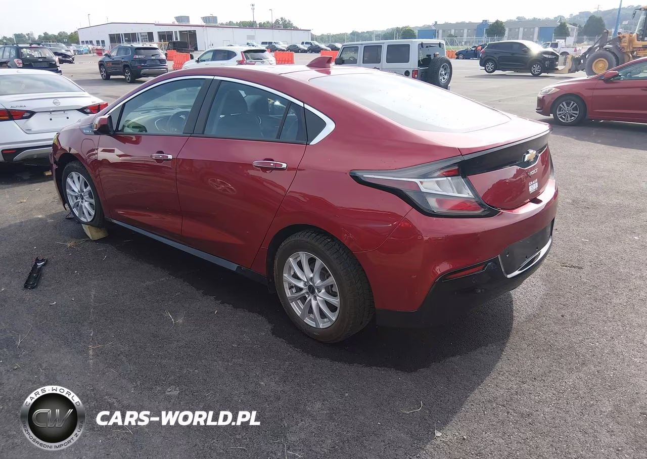 2018 Chevrolet Volt Premier VIN:1G1RB6S59JU153248 - 3