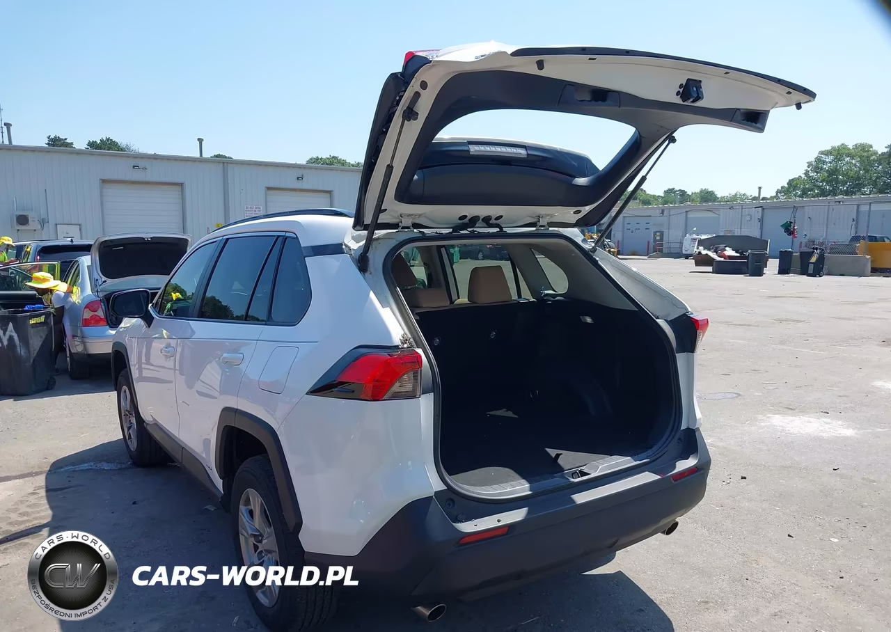 2024 Toyota Rav4 Hybrid Le VIN:4T3LWRFV8RU115151 - 3