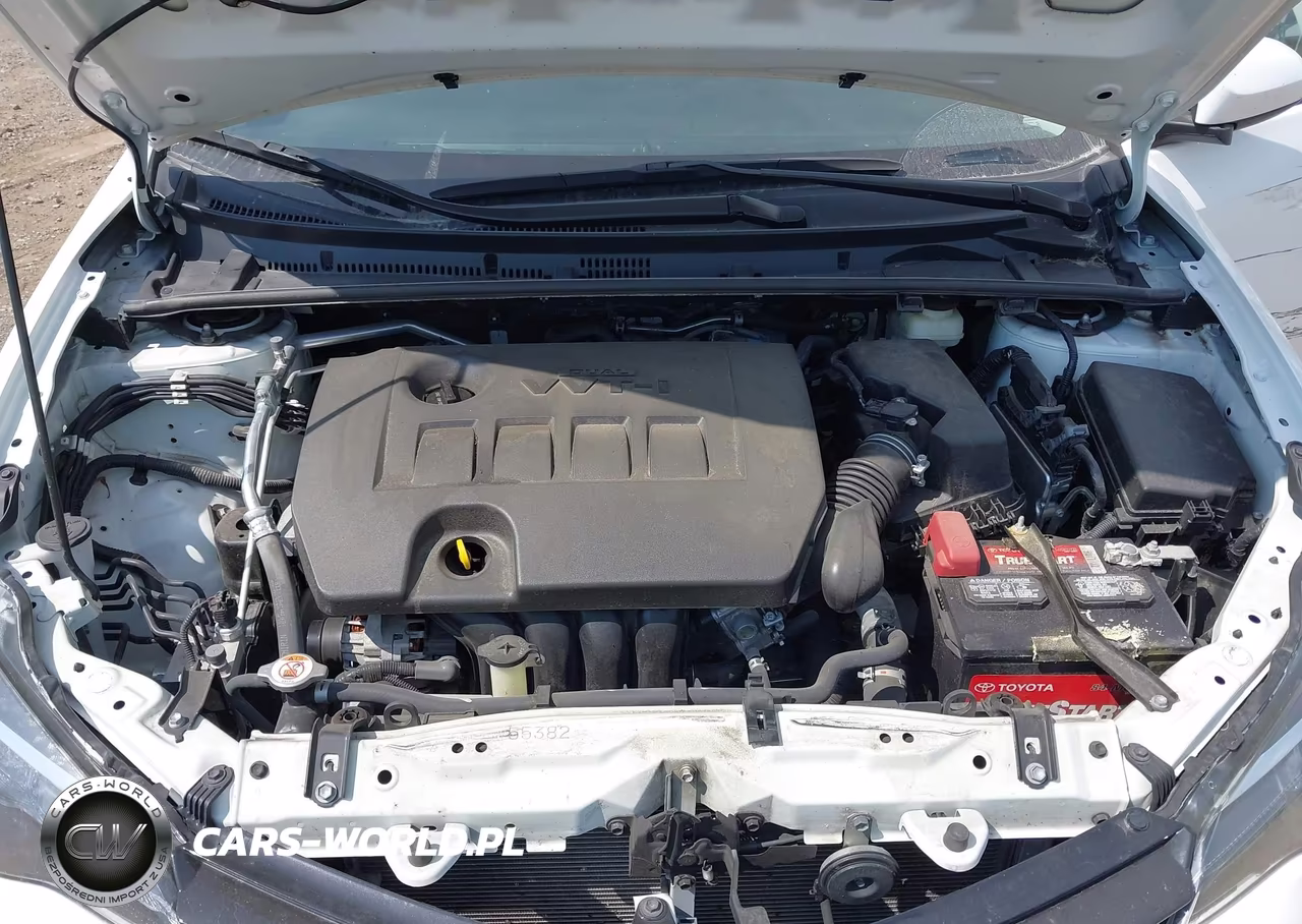2018 Toyota Corolla Le VIN:2T1BURHE2JC077199 - 10