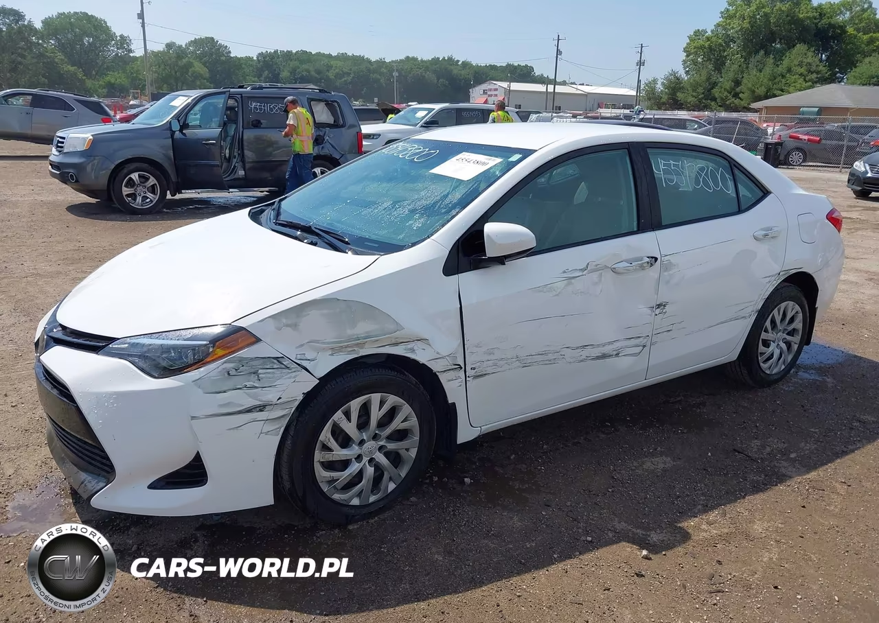 2018 Toyota Corolla Le VIN:2T1BURHE2JC077199 - 6