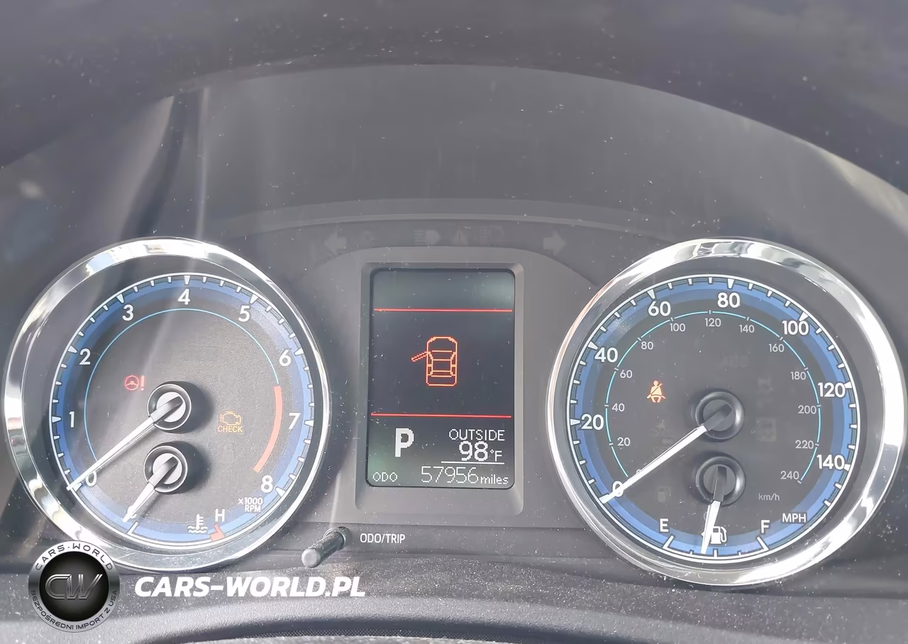 2018 Toyota Corolla Le VIN:2T1BURHE2JC077199 - 7