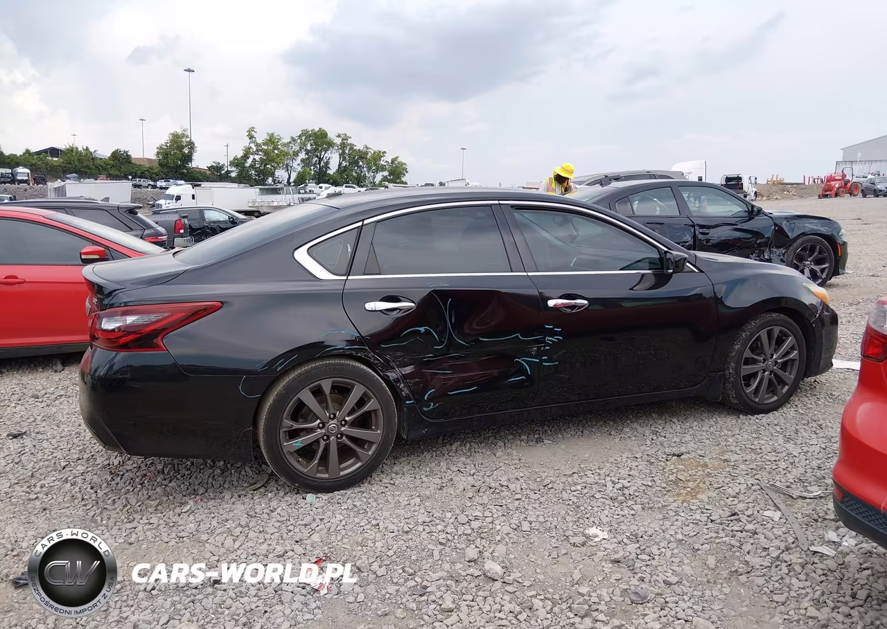 2018 Nissan Altima 2.5 Sr VIN:1N4AL3APXJC272084 - 13