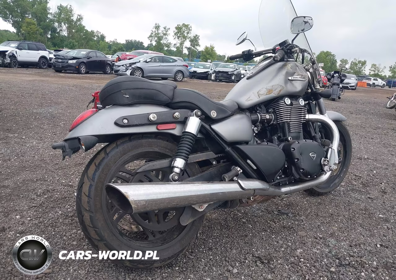 2014 Triumph Motorcycle Thunderbird Storm Abs VIN:SMTB03WF4EJ609777 - 4