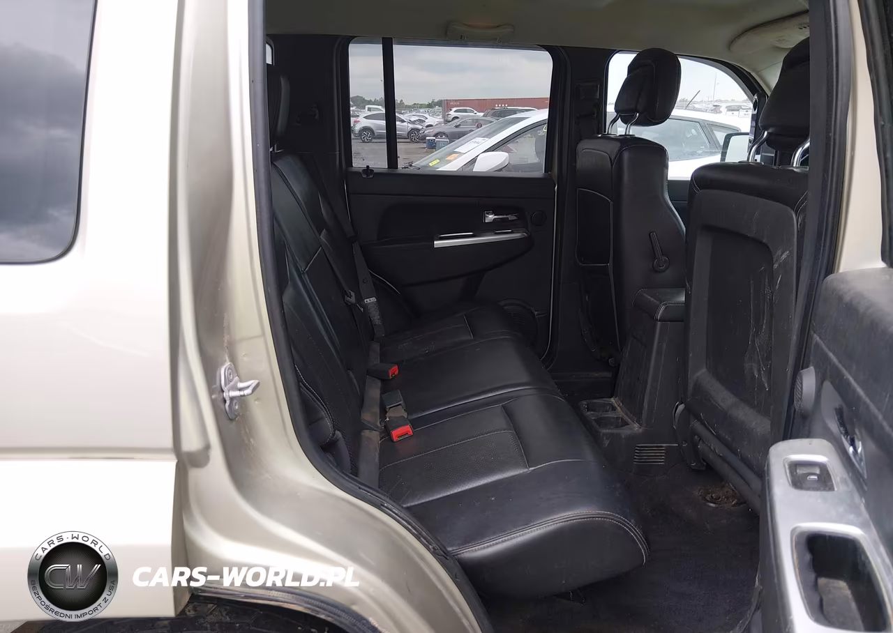 2010 Jeep Liberty Limited VIN:1J4PN5GK4AW136886 - 8