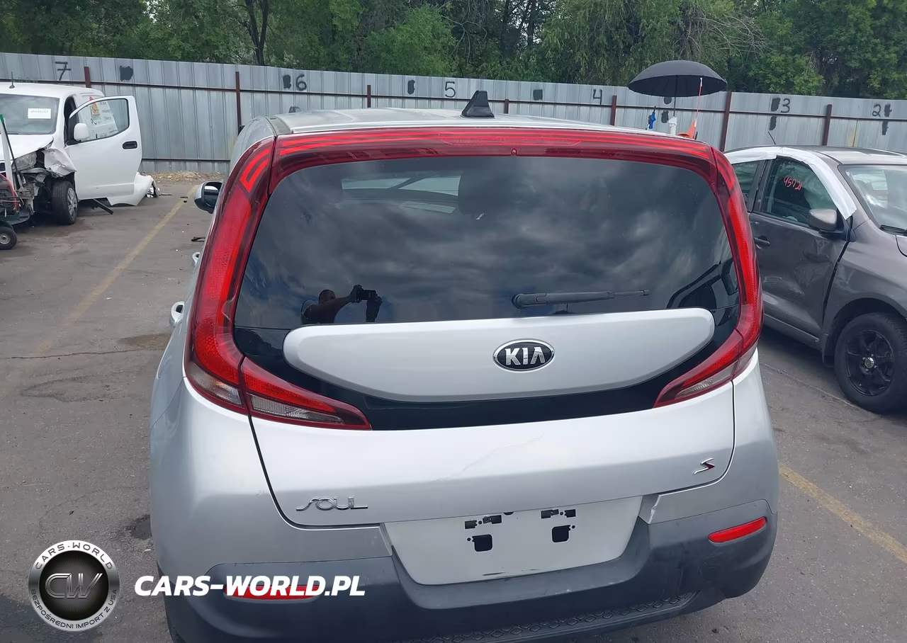 2021 Kia Soul S VIN:KNDJ23AU1M7787619 - 15