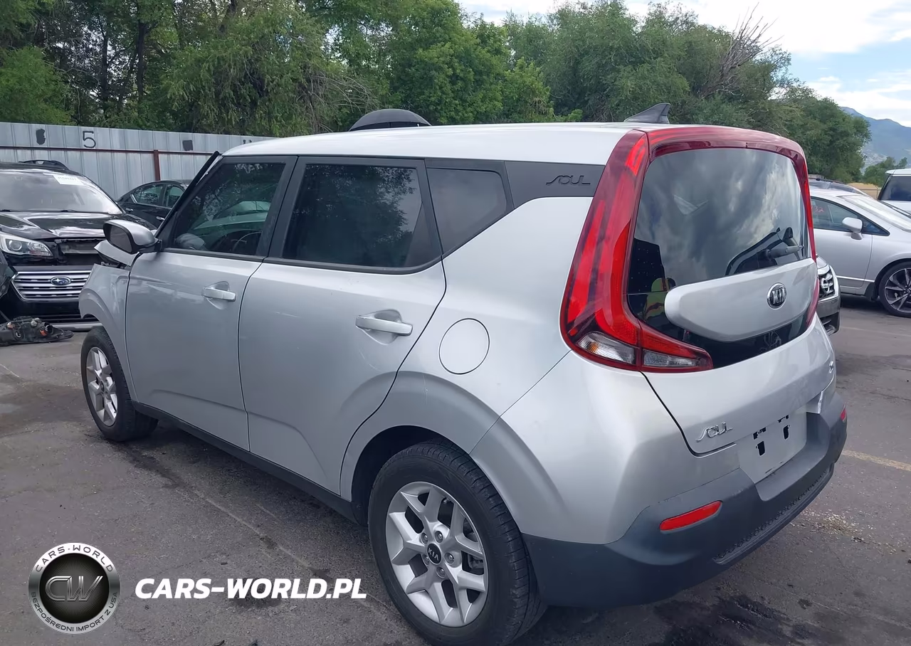 2021 Kia Soul S VIN:KNDJ23AU1M7787619 - 3