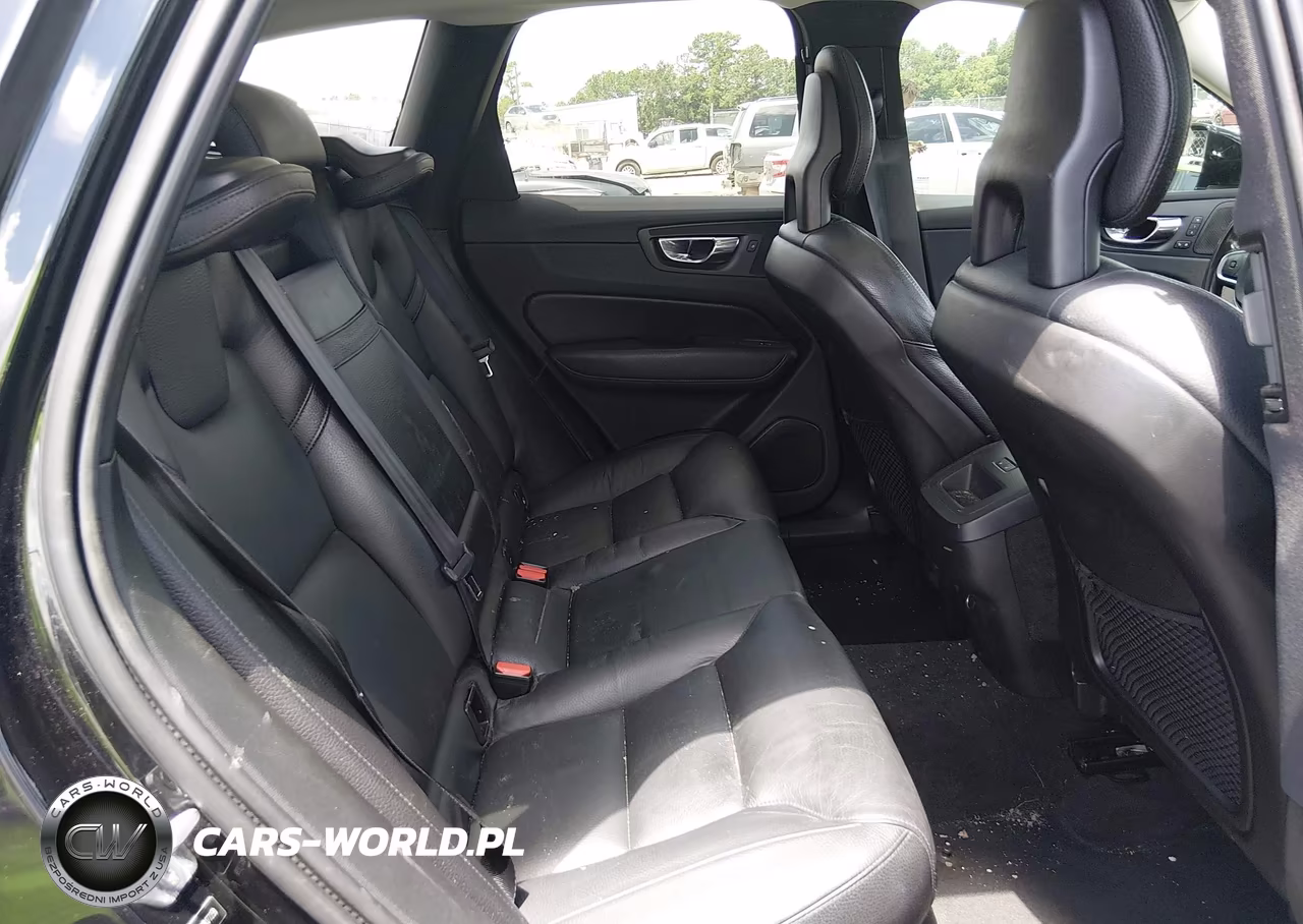 2019 Volvo Xc60 T5 Momentum VIN:LYV102RKXKB177259 - 8