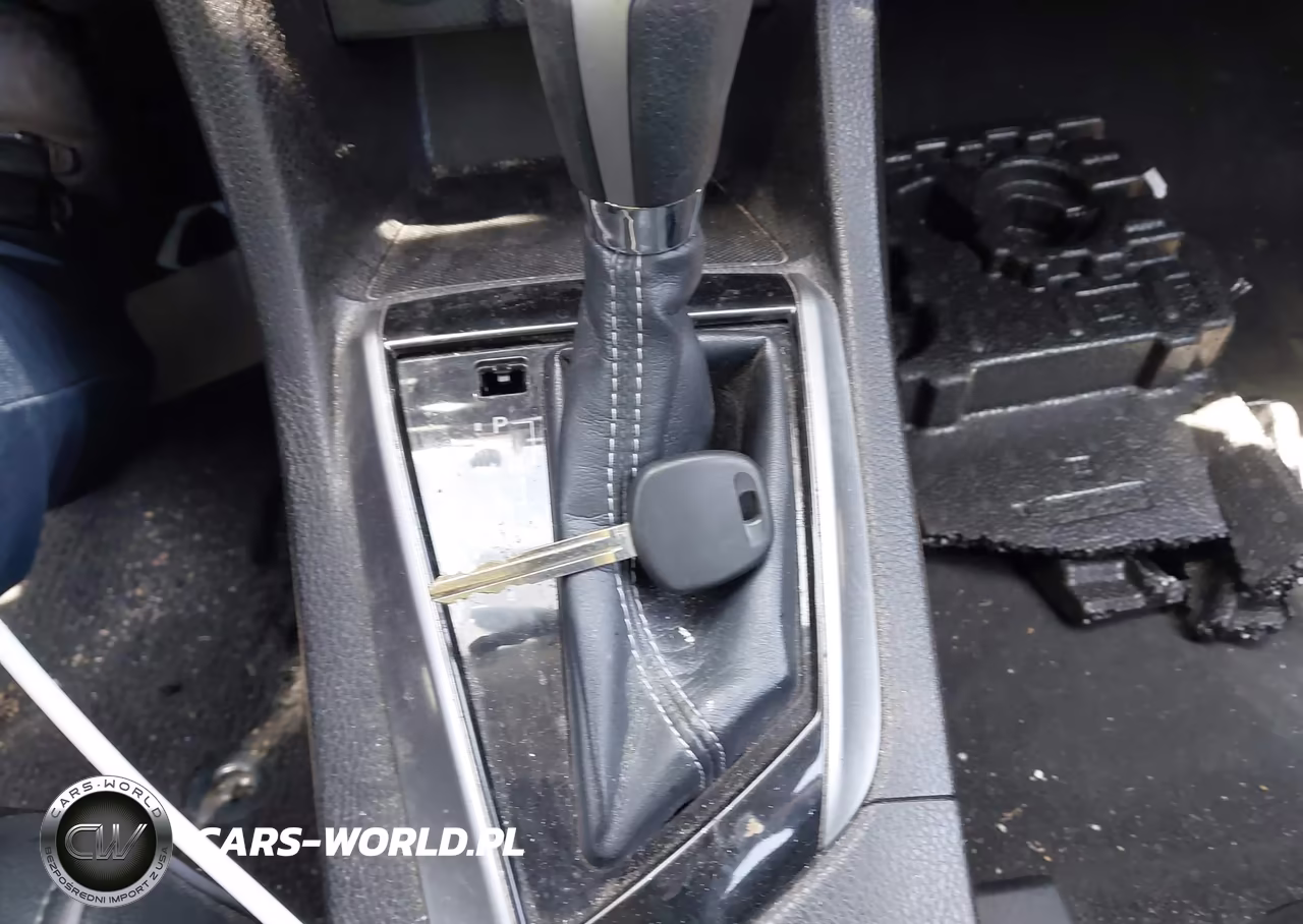 2016 Toyota Corolla S Plus VIN:5YFBURHE9GP419725 - 11