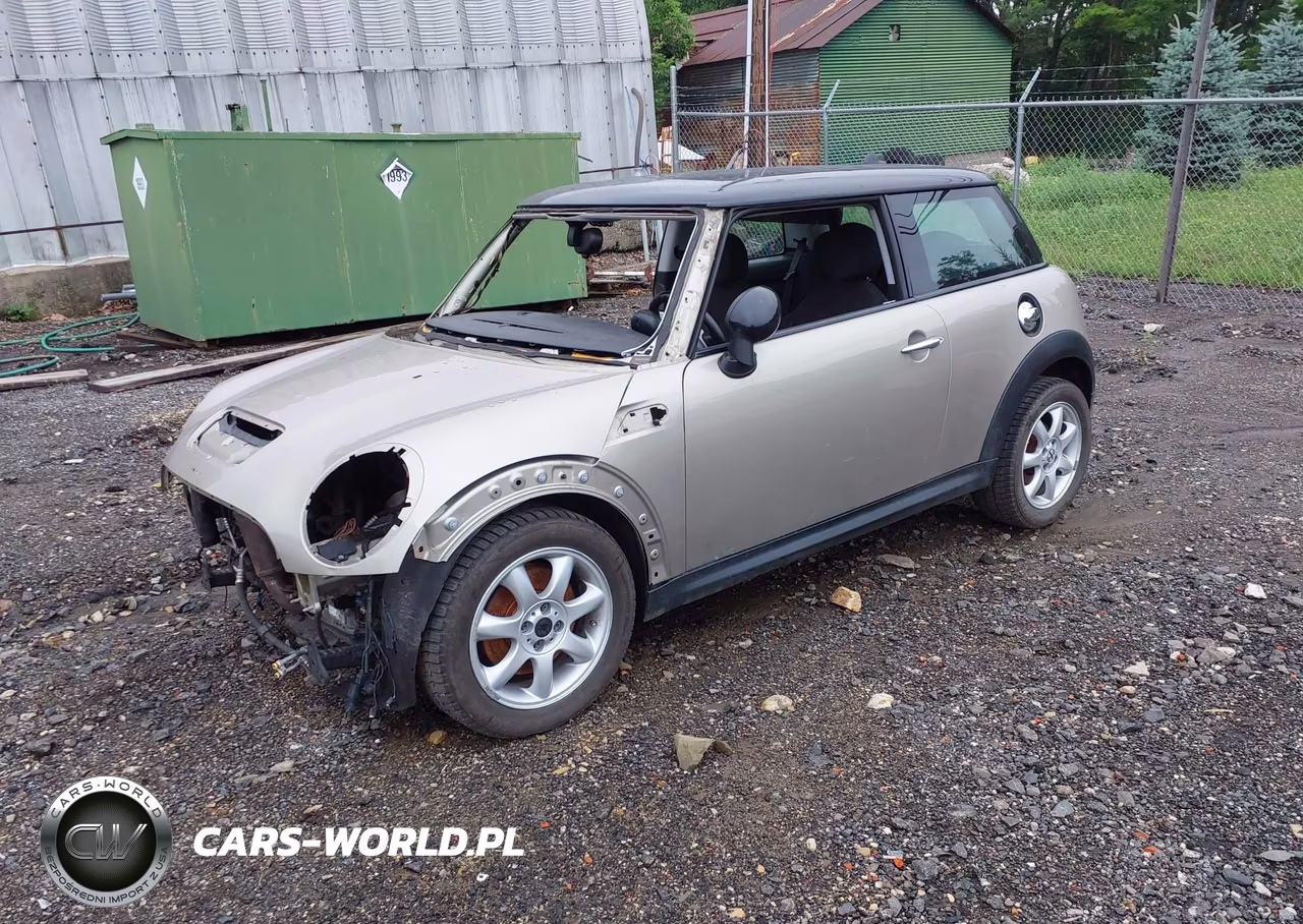 2009 Mini Cooper S VIN:WMWMF73569TW82195 - 2