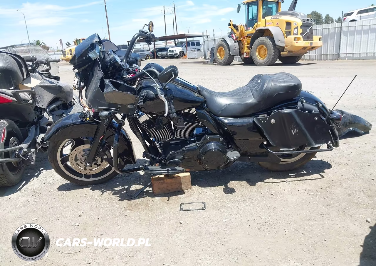 2010 Harley-Davidson Fltrx VIN:1HD1KH417AB620137 - 14