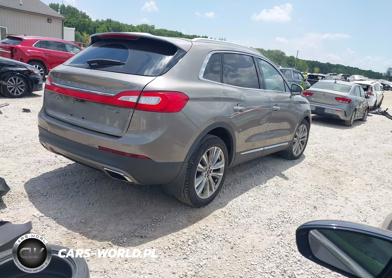 2016 Lincoln Mkx Reserve VIN:2LMTJ8LP1GBL78774 - 4