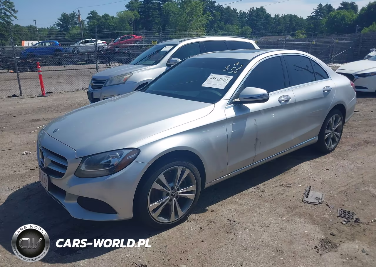 2018 Mercedes-Benz C 300 4Matic VIN:55SWF4KB9JU261563 - 2