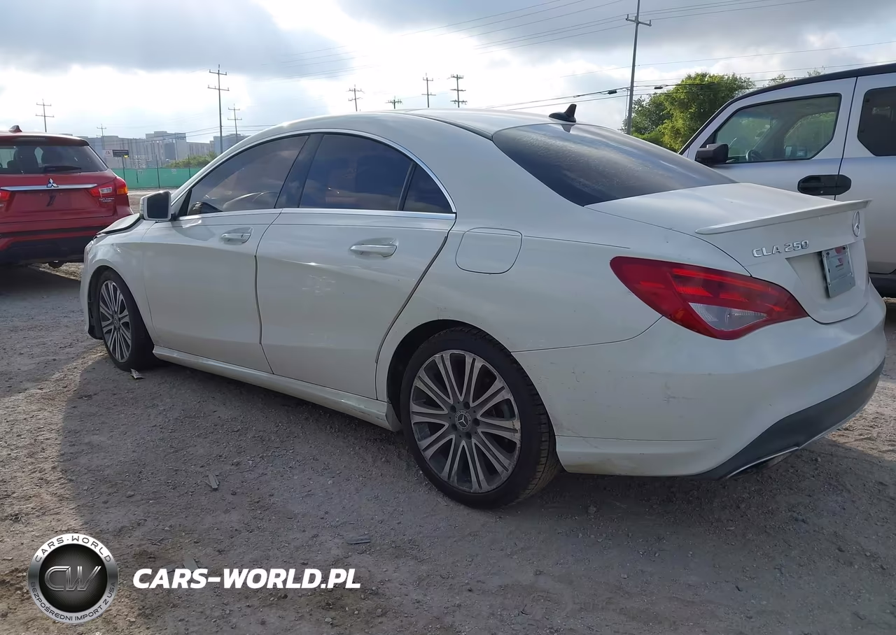 2018 Mercedes-Benz Cla 250 VIN:WDDSJ4EB4JN550609 - 3