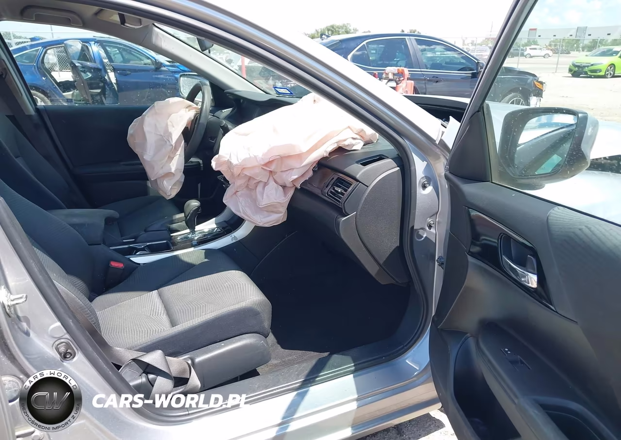 2017 Honda Accord Lx VIN:1HGCR2F35HA193009 - 5