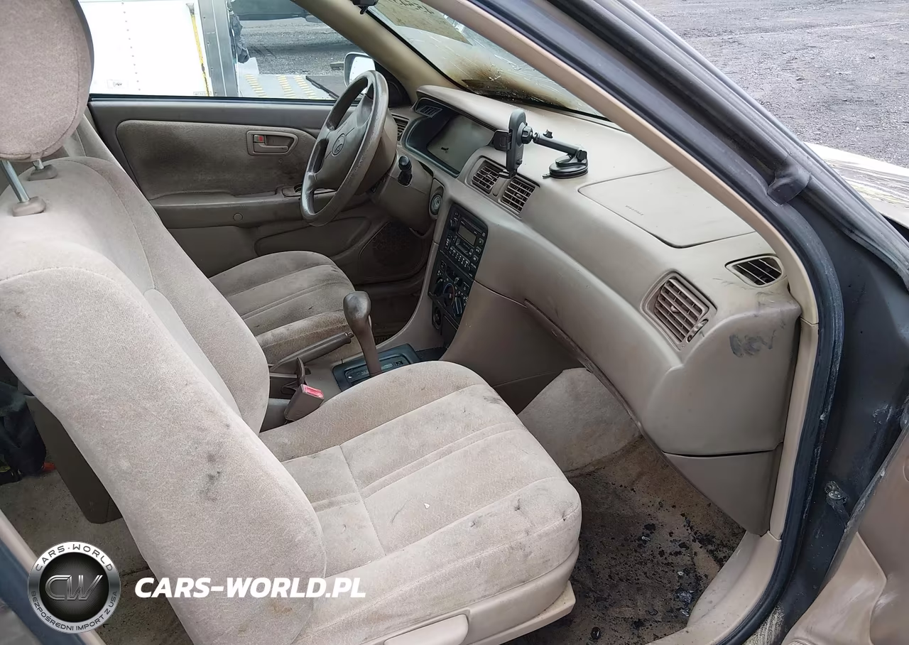 1999 Toyota Camry Le VIN:4T1BG22K7XU885312 - 5