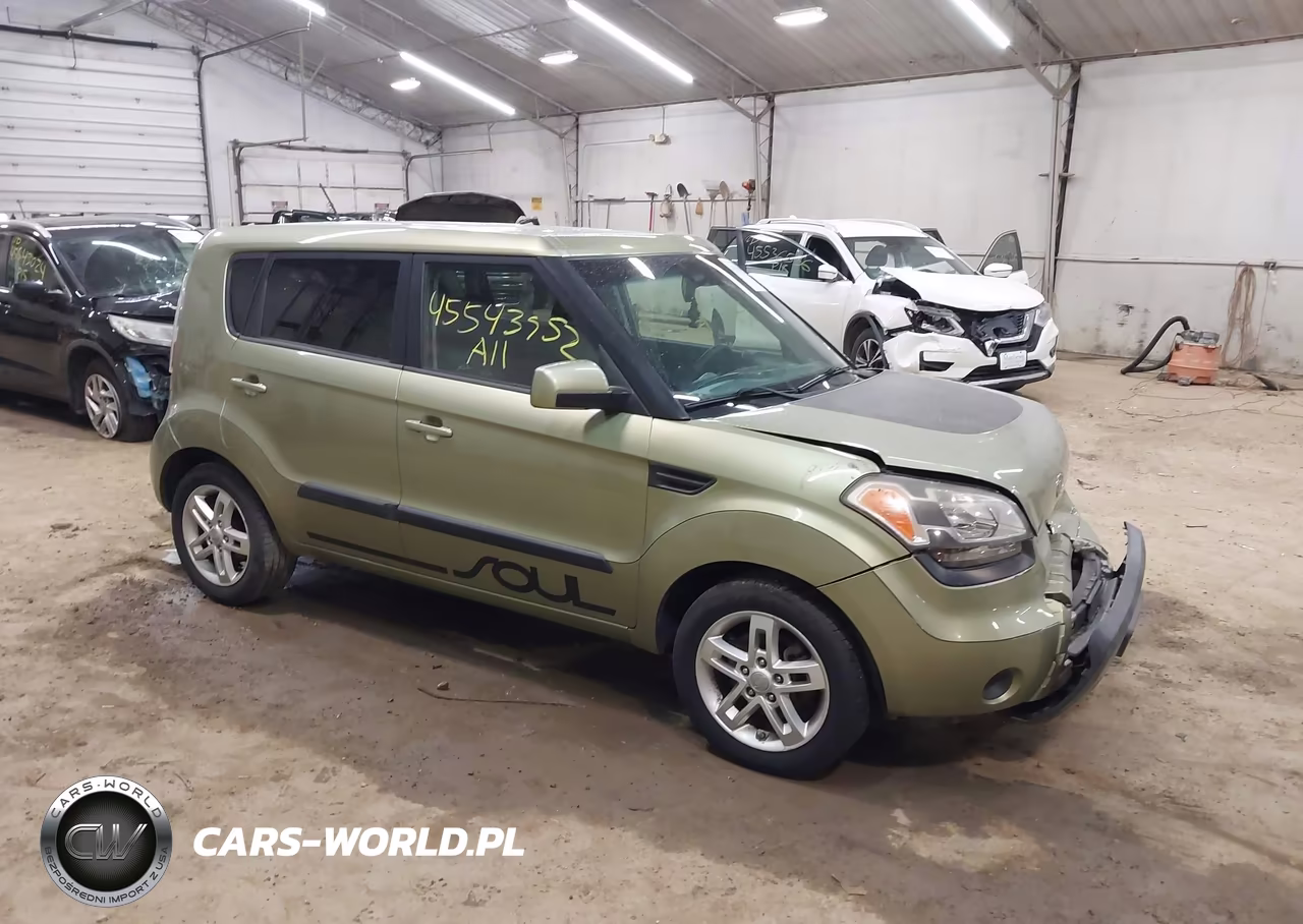 2011 Kia Soul +