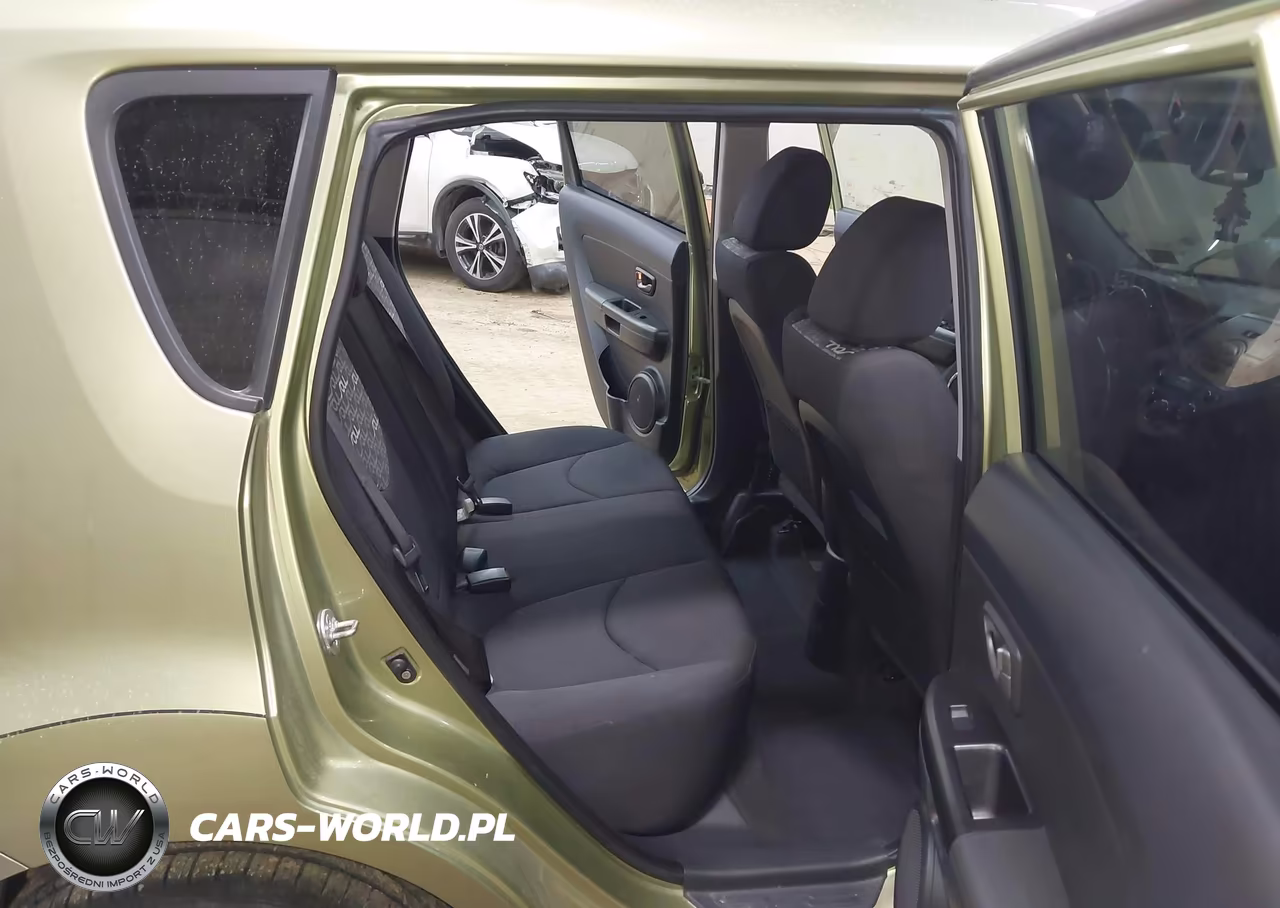 2011 Kia Soul + VIN:KNDJT2A25B7204214 - 8