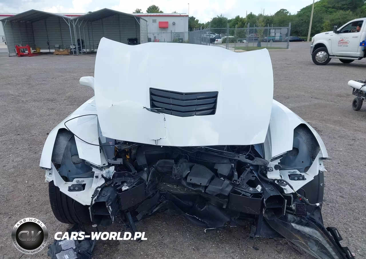 2017 Chevrolet Corvette Stingray VIN:1G1YB2D71H5111132 - 12