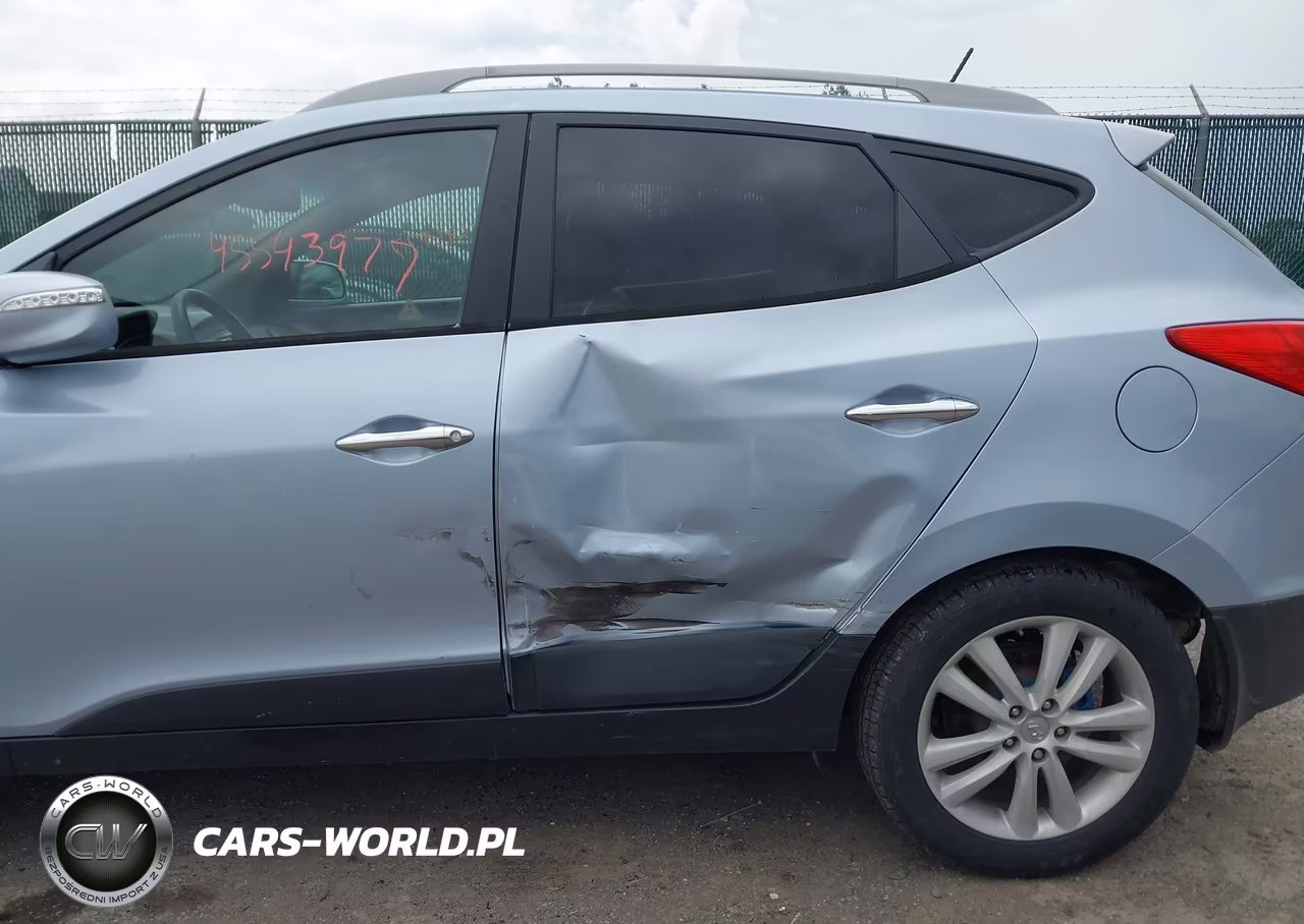 2010 Hyundai Tucson Limited VIN:KM8JUCAC8AU054008 - 6