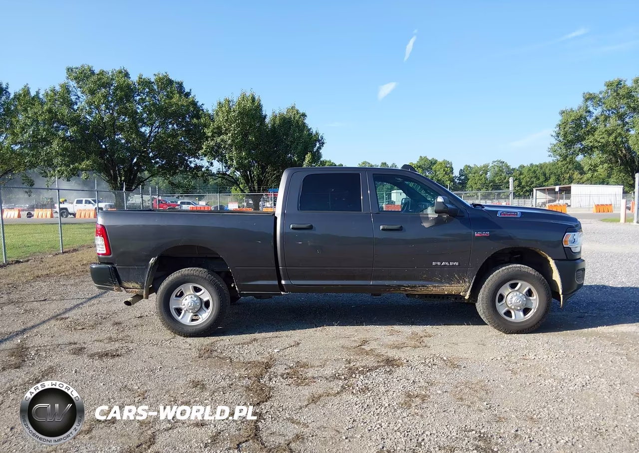 2021 Ram 2500 Tradesman 4X4 6'4 Box VIN:3C6UR5CJ1MG652157 - 13
