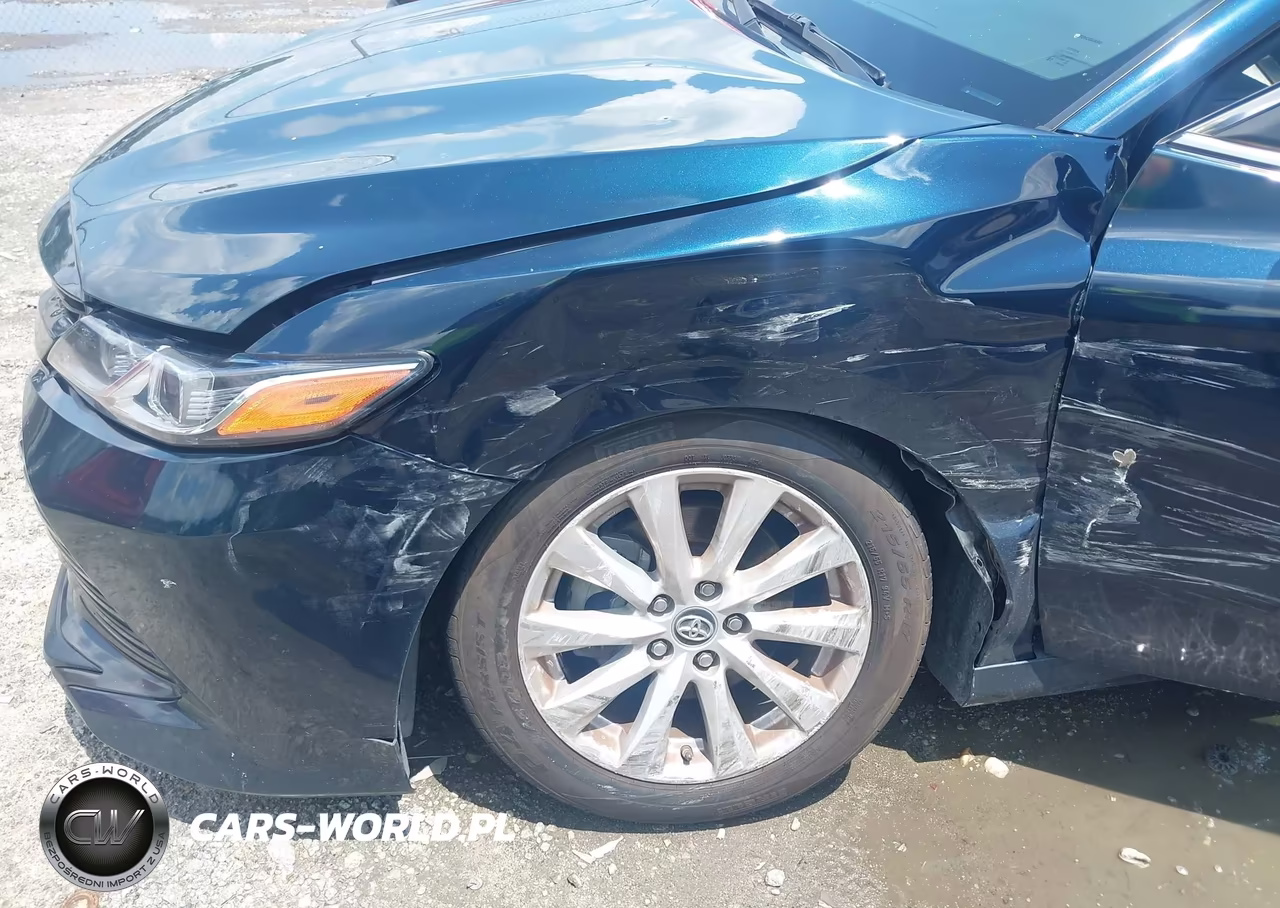 2019 Toyota Camry Le VIN:4T1B11HK8KU825597 - 6