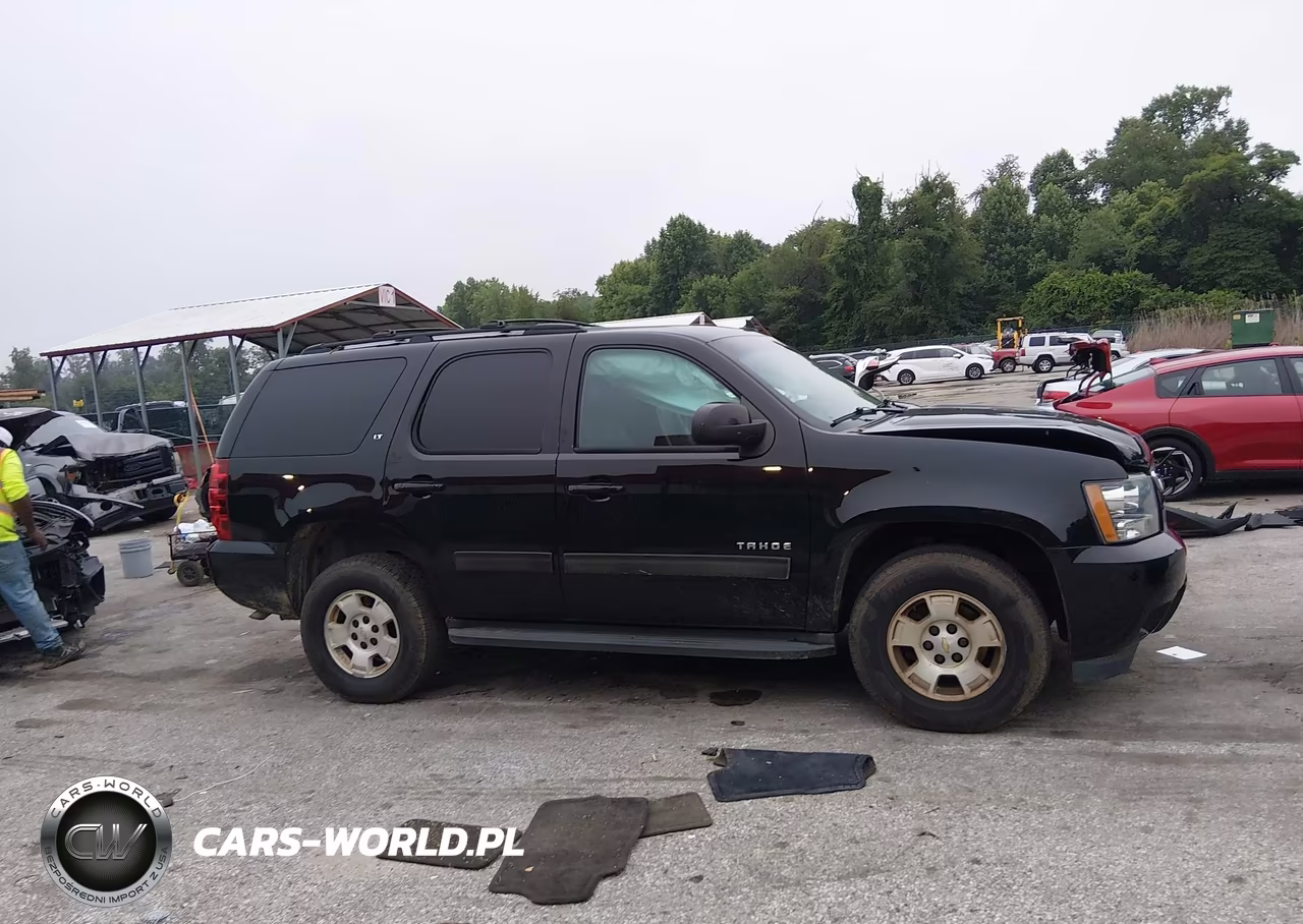 2013 Chevrolet Tahoe Lt VIN:1GNSKBE05DR351289 - 13