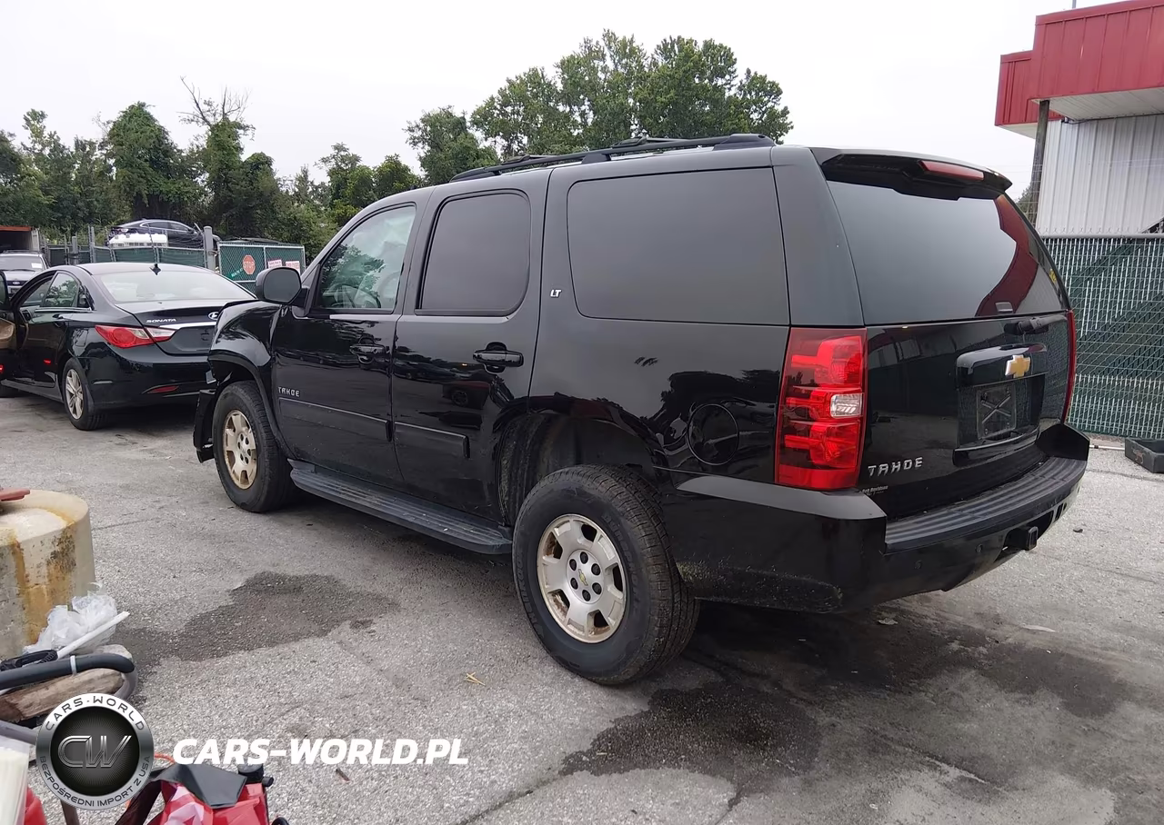 2013 Chevrolet Tahoe Lt VIN:1GNSKBE05DR351289 - 3