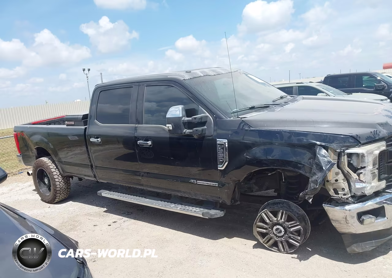 2018 Ford F-350 Xlt VIN:1FT8W3BT3JEB49436 - 13