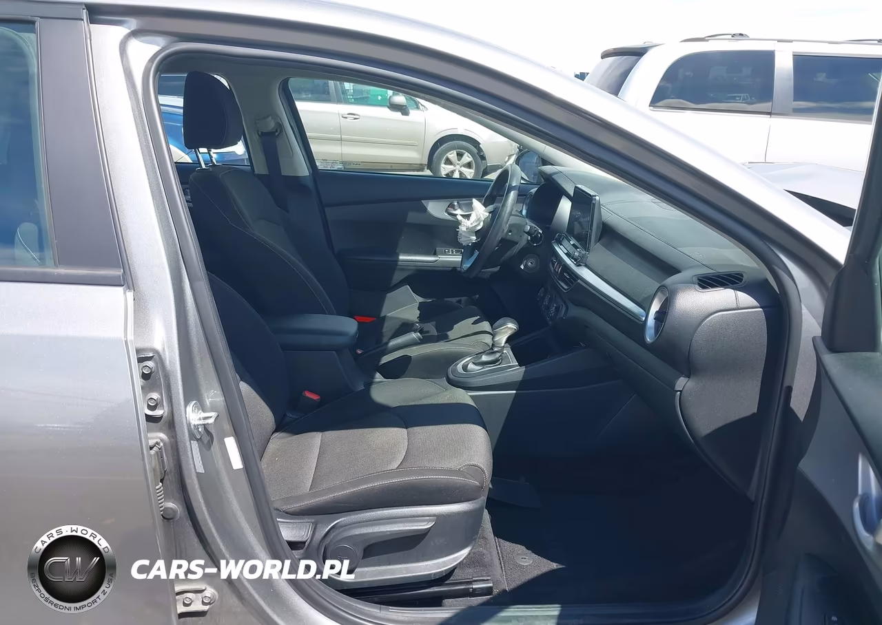 2022 Kia Forte Lxs VIN:3KPF24AD9NE454789 - 5
