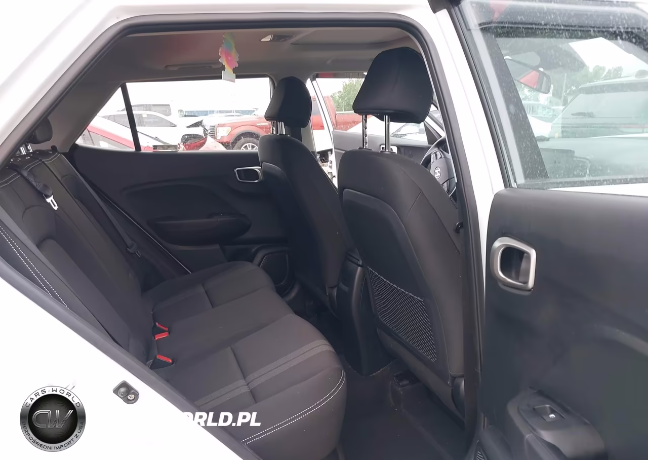 2023 Hyundai Venue Sel VIN:KMHRC8A33PU211262 - 8