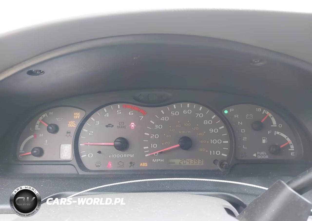 2003 Toyota Sequoia Limited V8 VIN:5TDBT48A93S204740 - 7