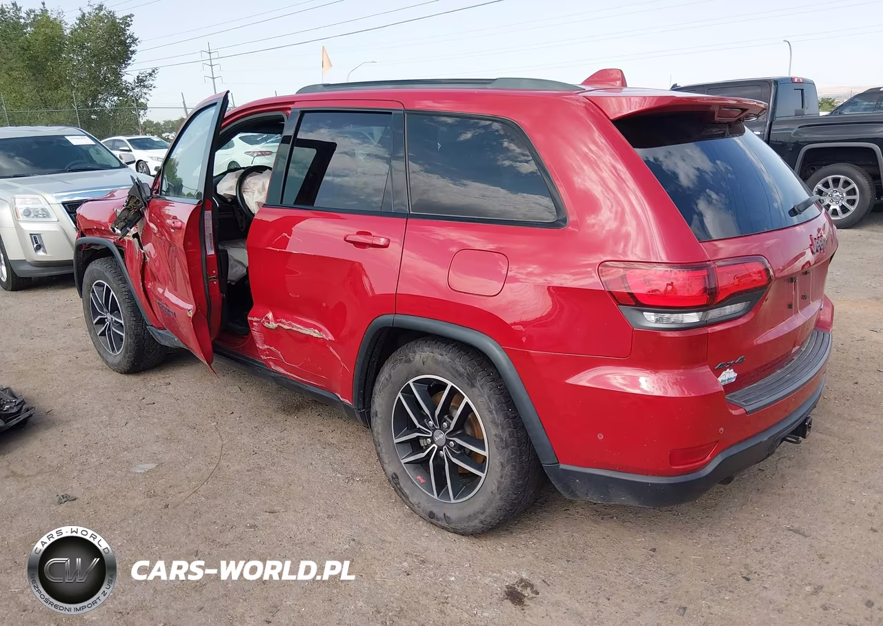 2018 Jeep Grand Cherokee Trailhawk 4X4 VIN:1C4RJFLG4JC427133 - 3