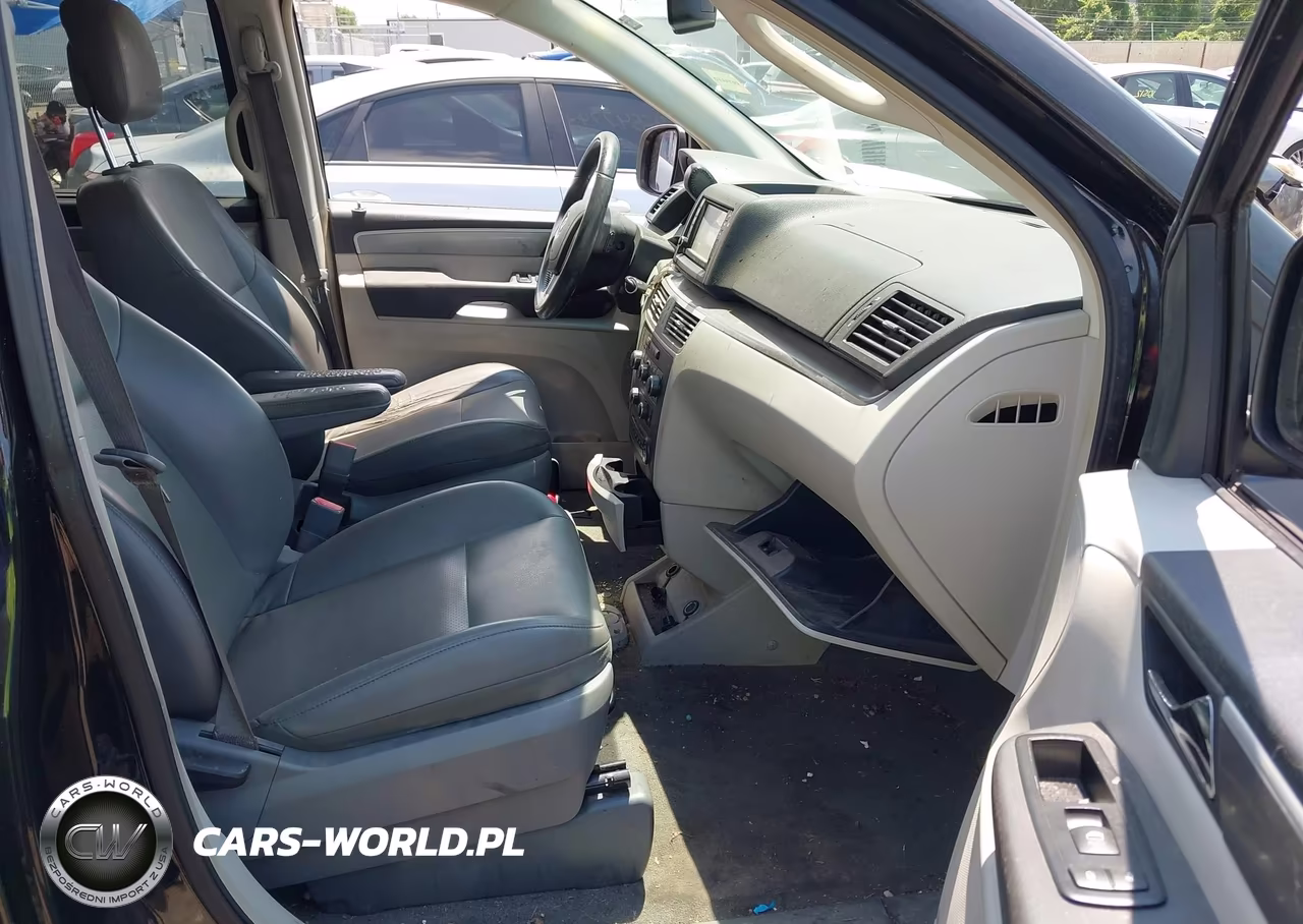 2014 Volkswagen Routan Se VIN:2C4RVABG0ER134710 - 5