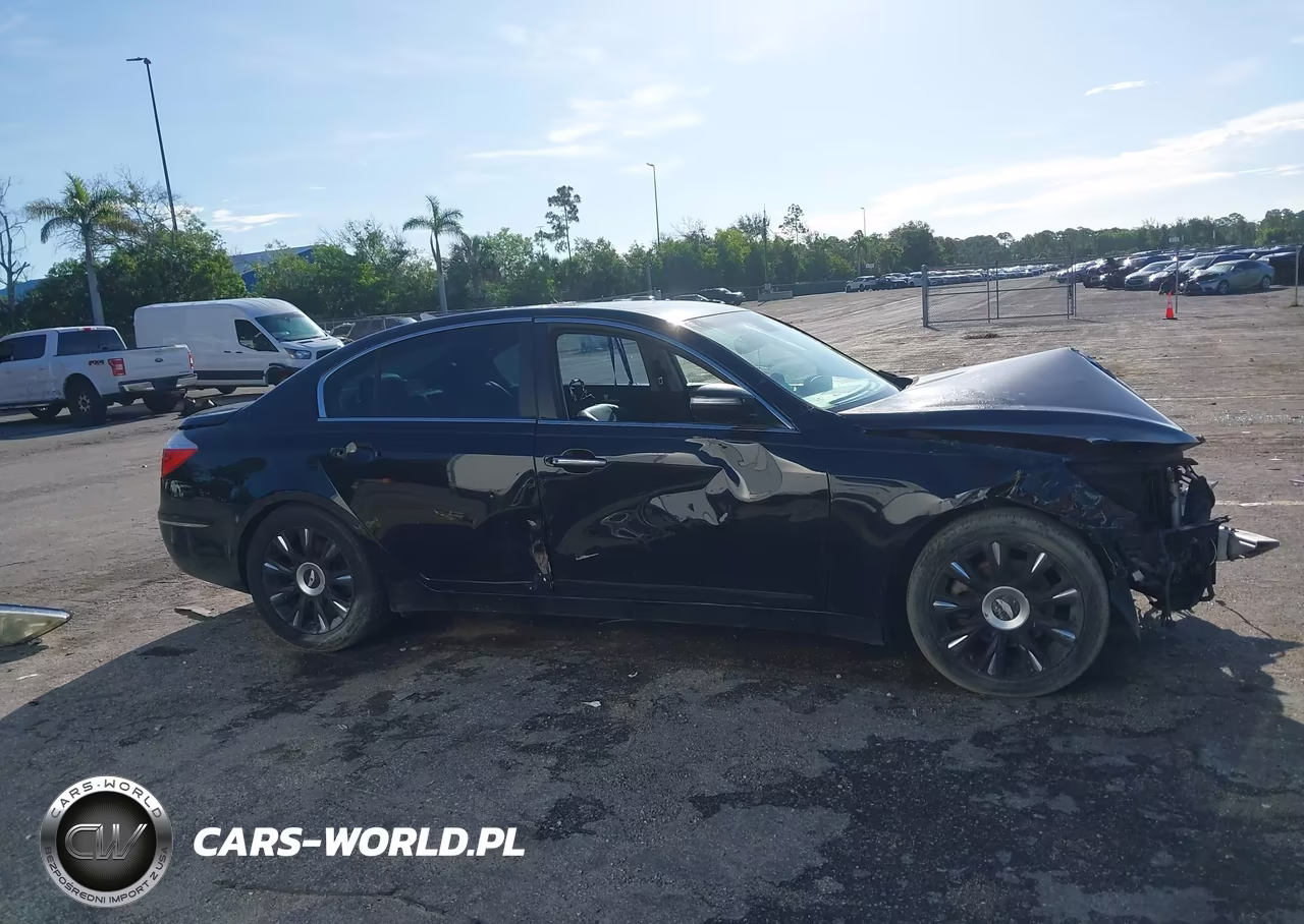 2010 Hyundai Genesis 3.8 VIN:KMHGC4DE8AU076073 - 13