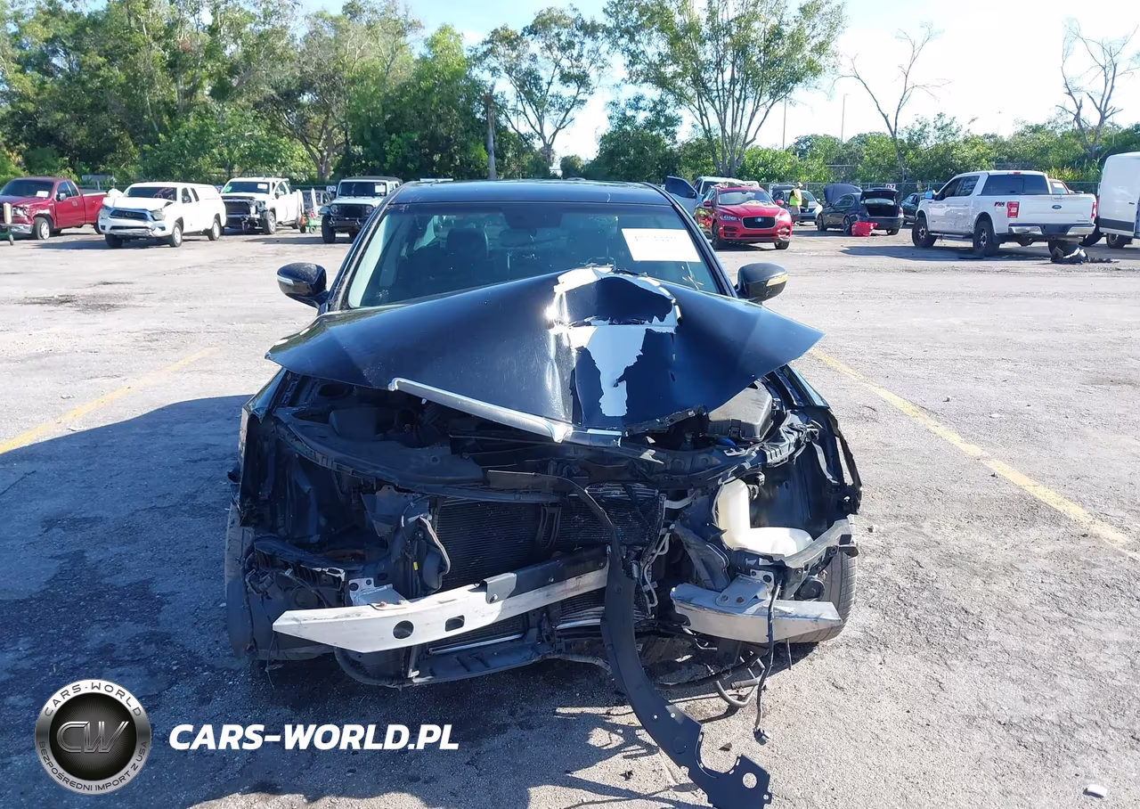 2010 Hyundai Genesis 3.8 VIN:KMHGC4DE8AU076073 - 6