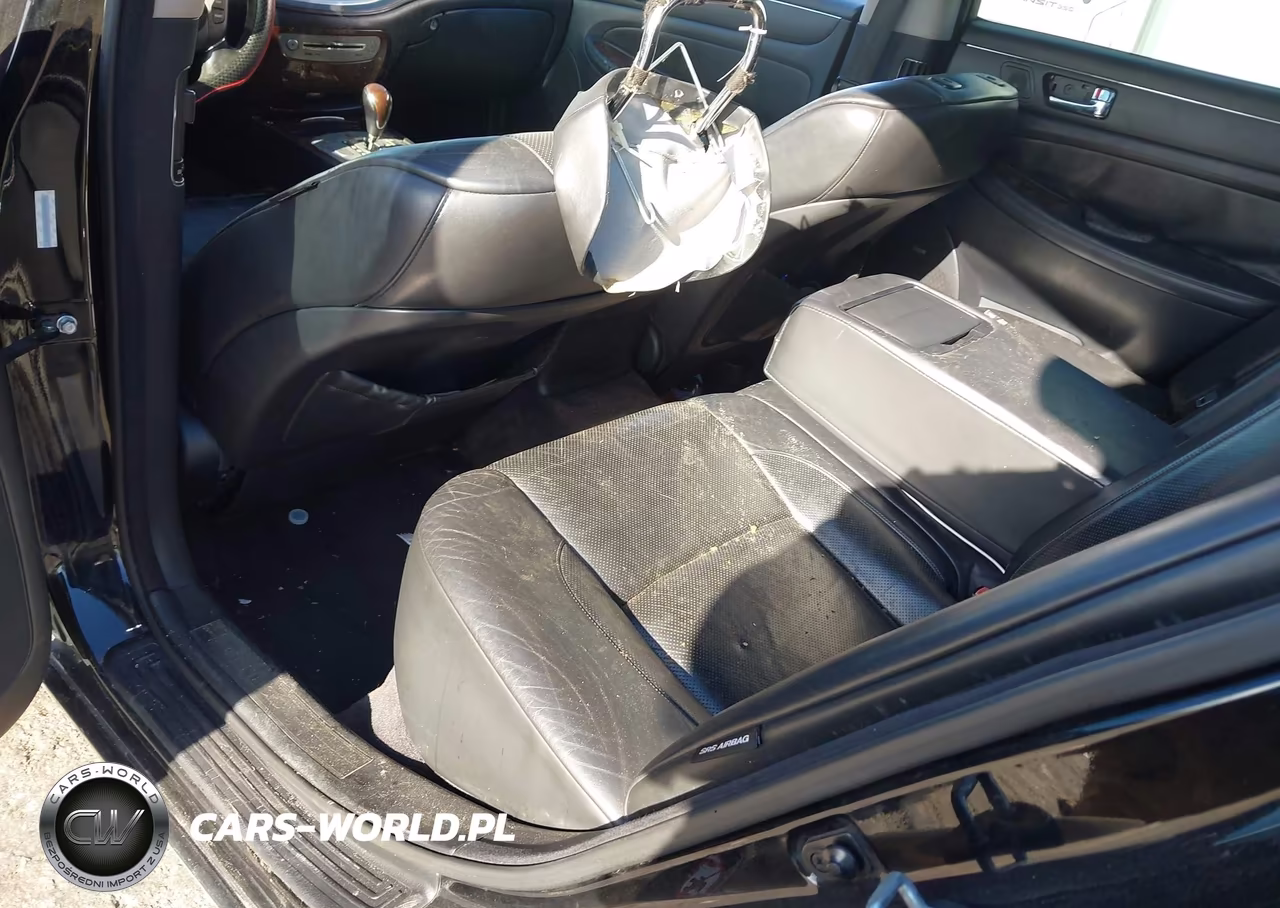 2010 Hyundai Genesis 3.8 VIN:KMHGC4DE8AU076073 - 8