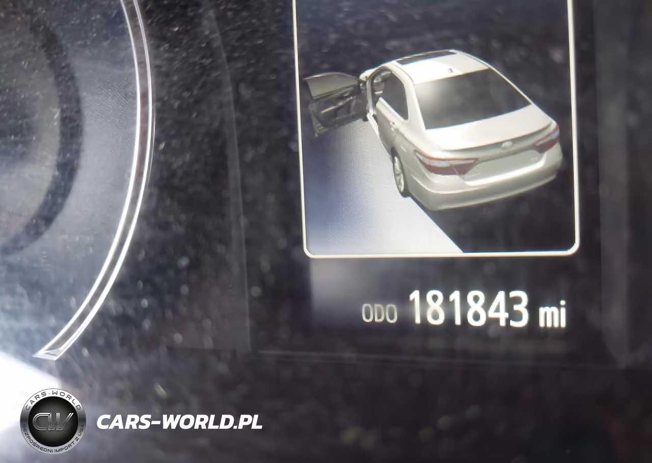 2016 Toyota Camry Le VIN:4T1BF1FK7GU511225 - 16