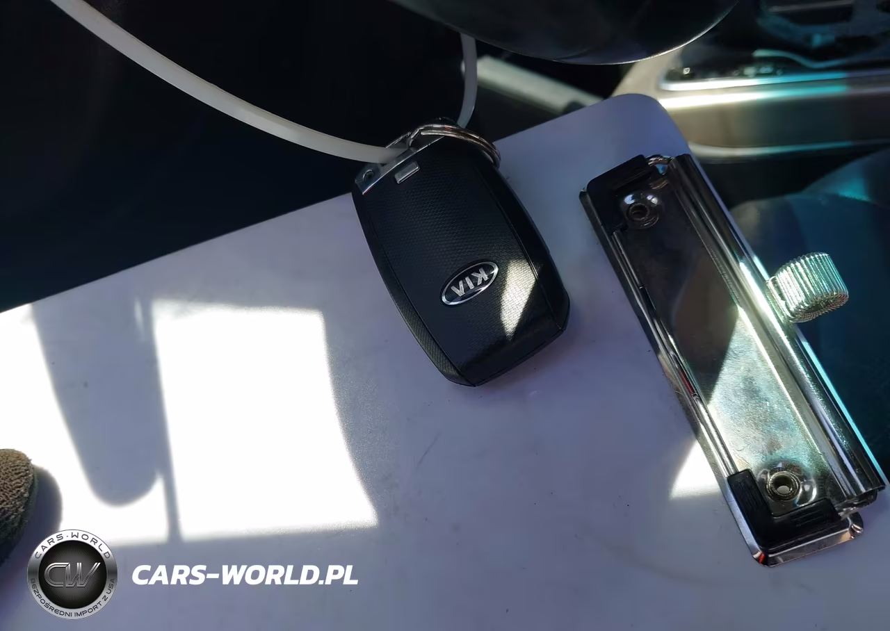 2017 Kia Optima Hybrid Ex VIN:KNAGU4LE7H5017472 - 11