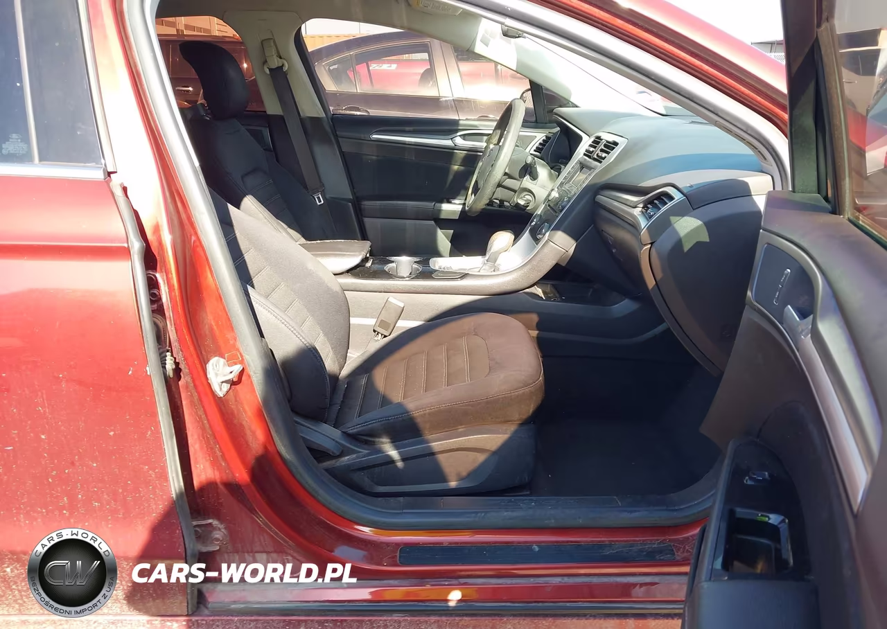 2014 Ford Fusion Se VIN:3FA6P0H75ER201252 - 5