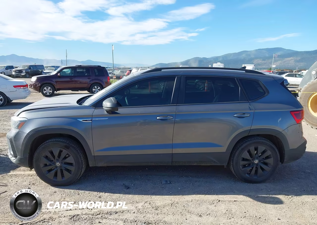 2022 Volkswagen Taos 1.5T S VIN:3VVAX7B24NM078116 - 14