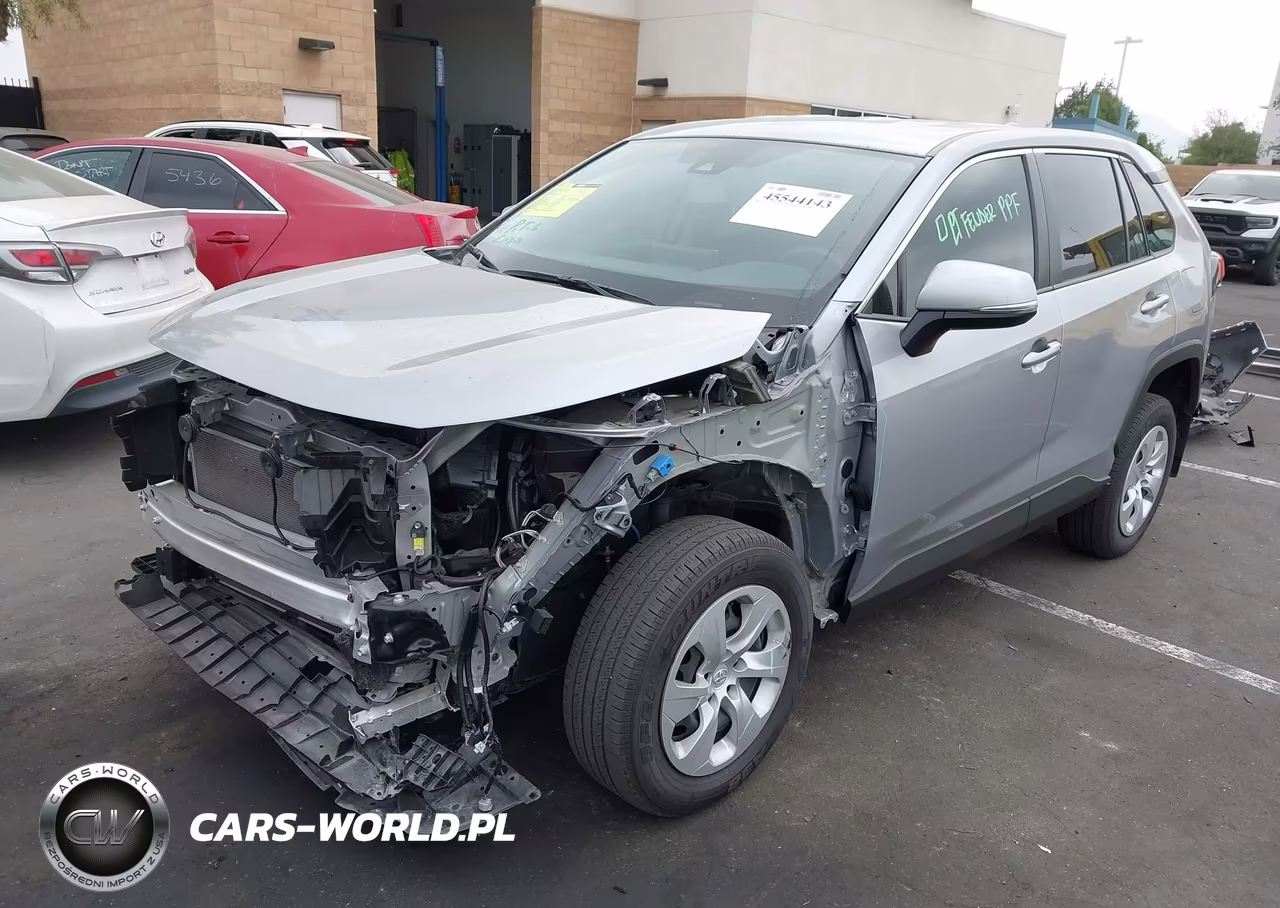 2025 Toyota Rav4 Le VIN:JTMK1RFV4SD137032 - 2