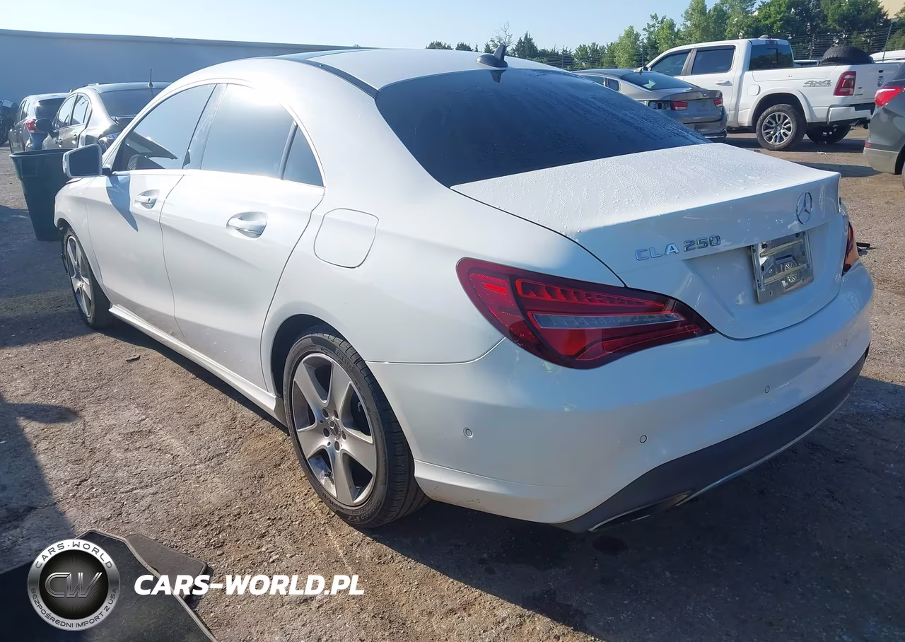 2018 Mercedes-Benz Cla 250 4Matic VIN:WDDSJ4GB2JN638345 - 3