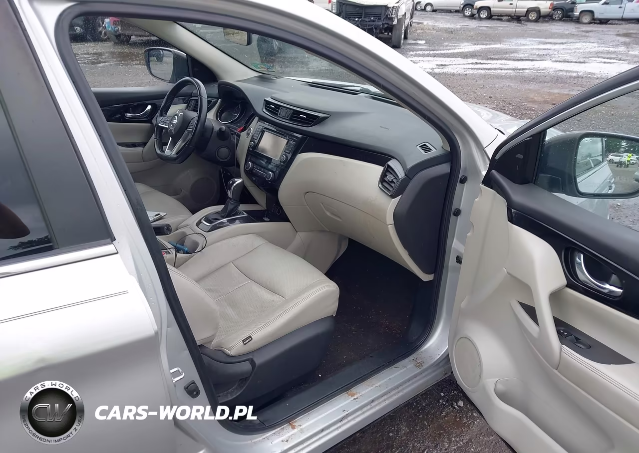 2018 Nissan Rogue Sport Sv VIN:JN1BJ1CR7JW201532 - 5