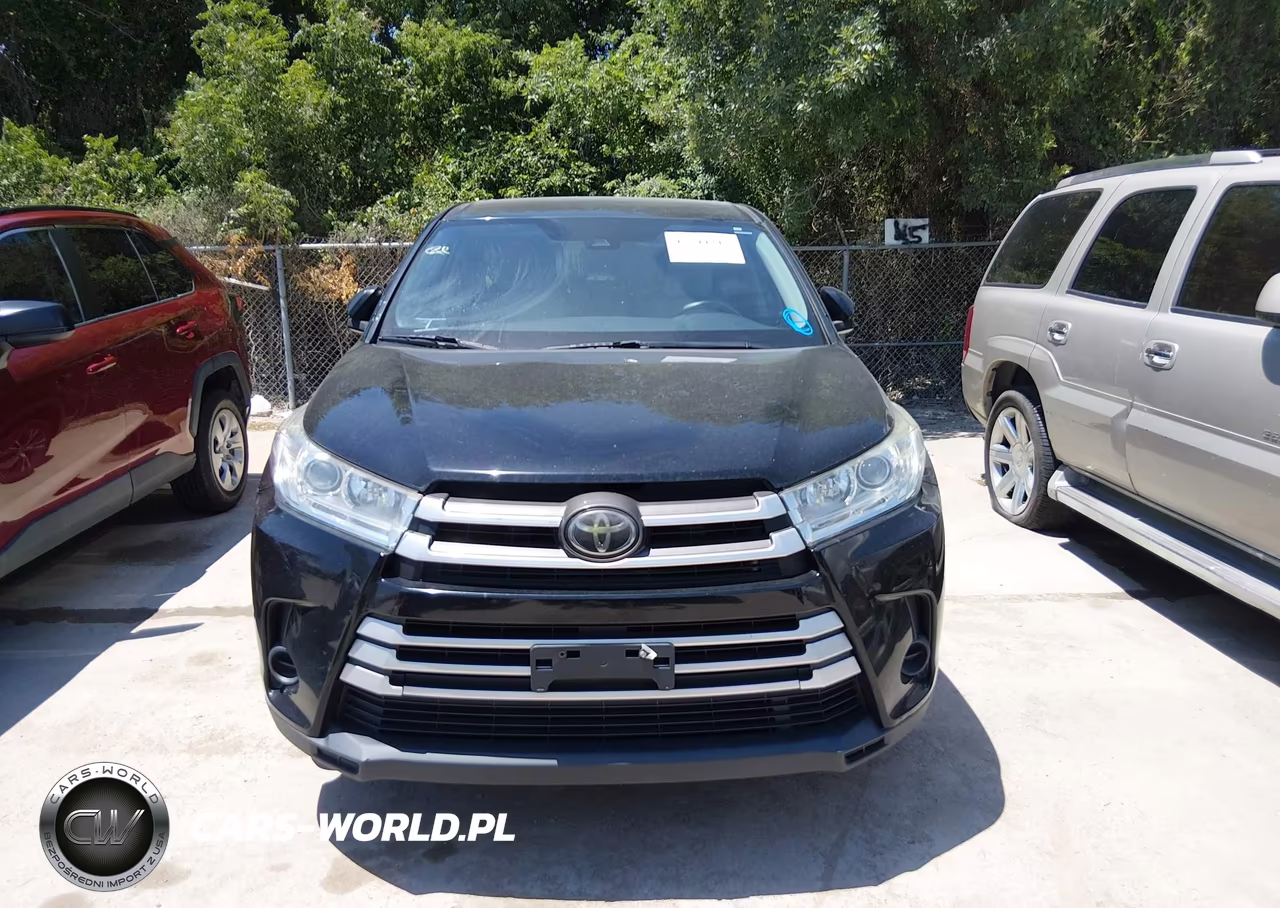 2019 Toyota Highlander Le VIN:5TDZZRFH1KS309605 - 12