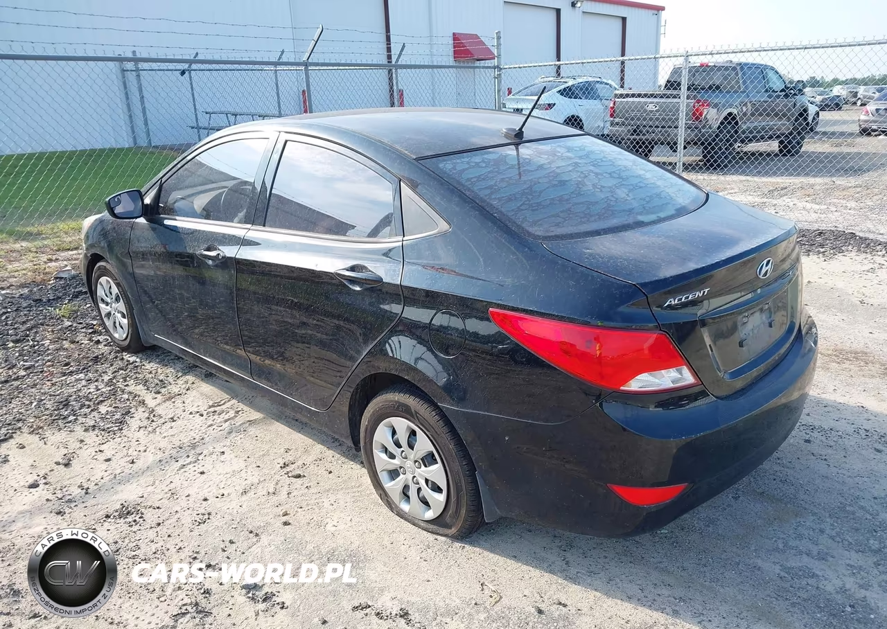 2015 Hyundai Accent Gls VIN:KMHCT4AE6FU867552 - 3