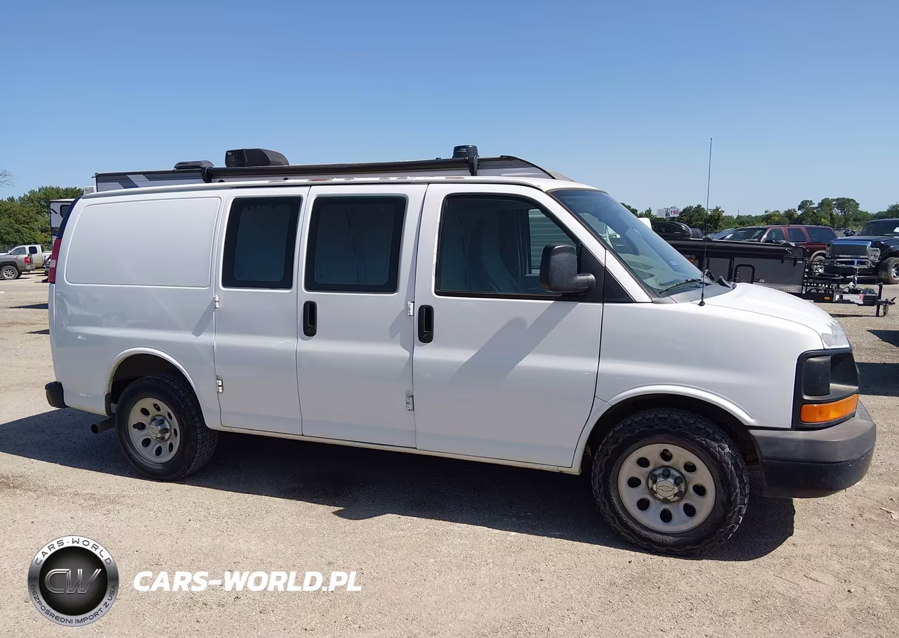 2011 Chevrolet Express 1500 Work Van VIN:1GCSGAFX4B1104177 - 13