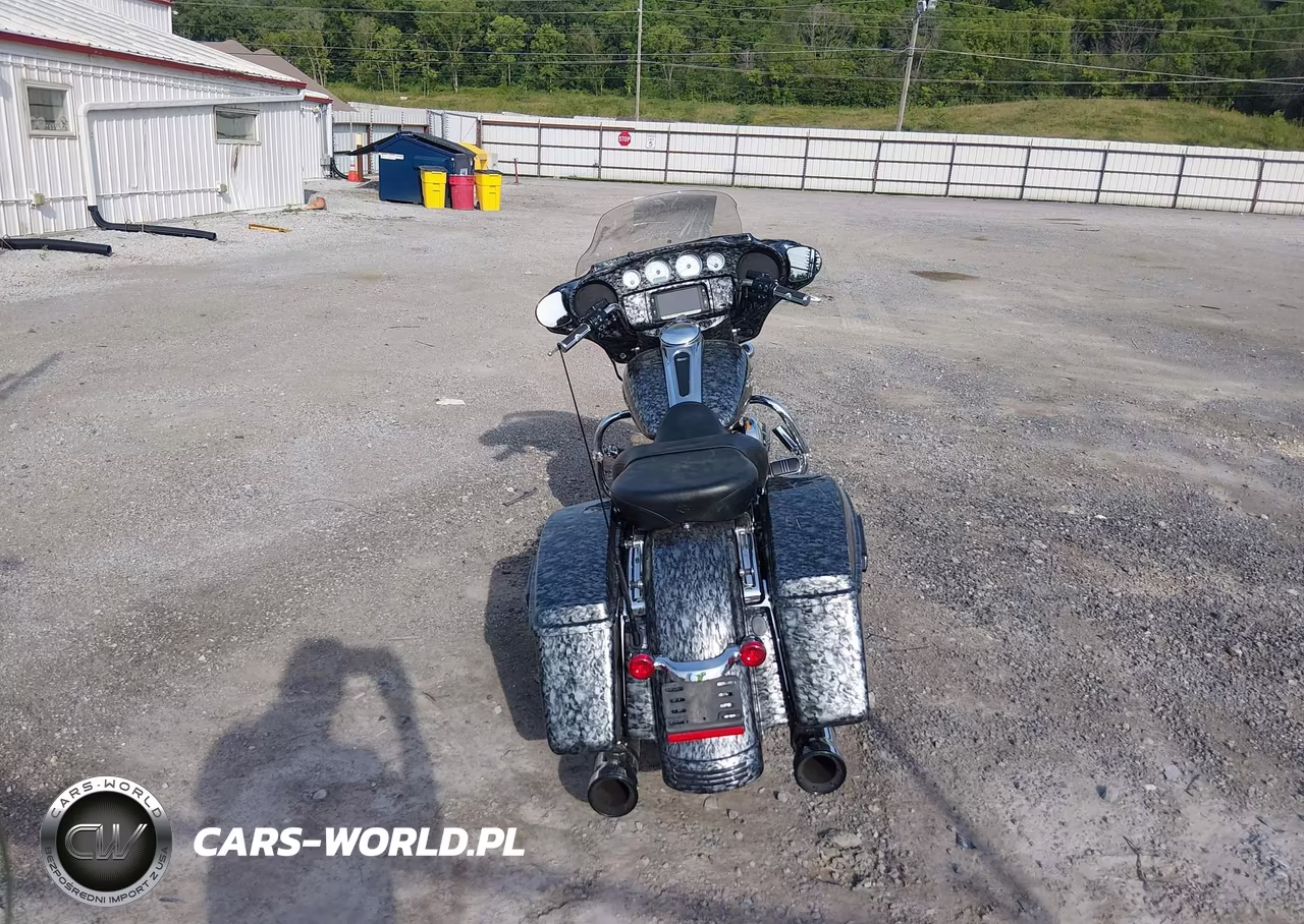 2014 Harley-Davidson Flhxs Street Glide Special VIN:1HD1KRM17EB650038 - 6