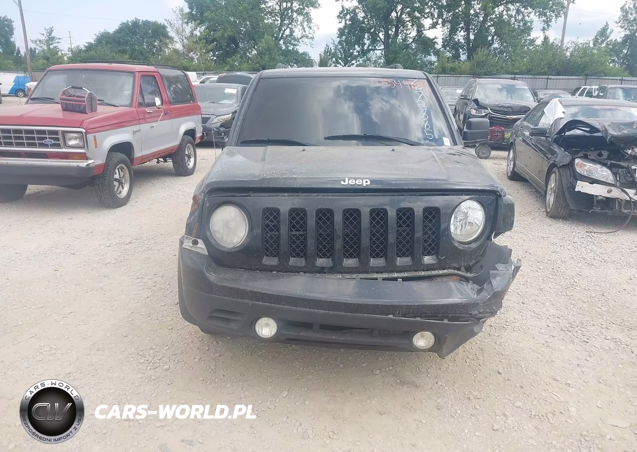 2012 Jeep Patriot Latitude VIN:1C4NJPFA3CD672885 - 12