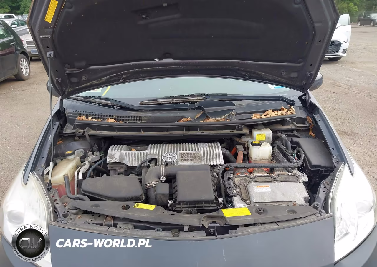 2011 Toyota Prius Two VIN:JTDKN3DU0B5327612 - 10